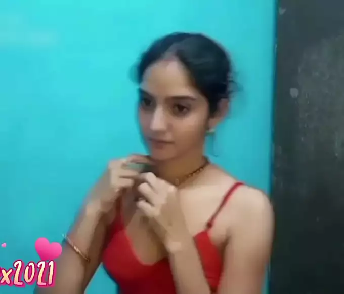 Preserving Tradition or Exploring Passion? Indian Virgo Loses Her Cherry to Secret Lover Before Marriage