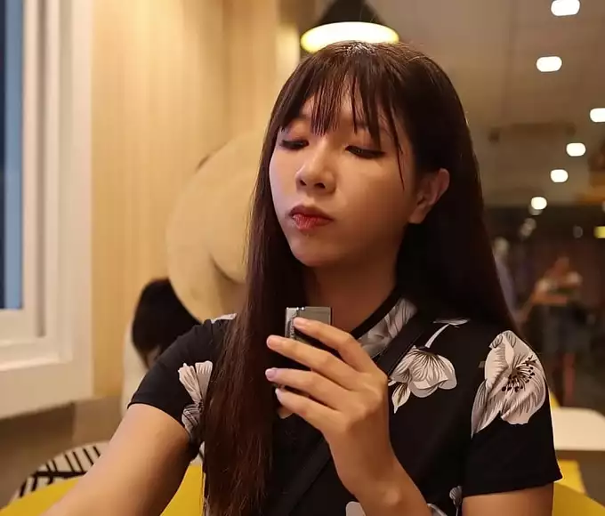 JAV Taiwanese Beauty Explores Hanoi: An Alluring Adventure in Asia