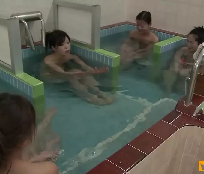 Soaking Wet: Japanese Beauties Get Fingered in the Shower