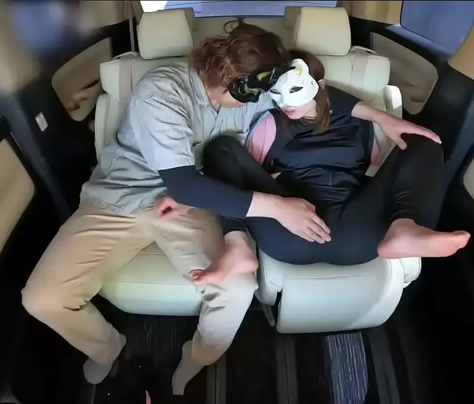 JAV Goddess in Shameful Attire: Nakadashi Pleasure at its Best!