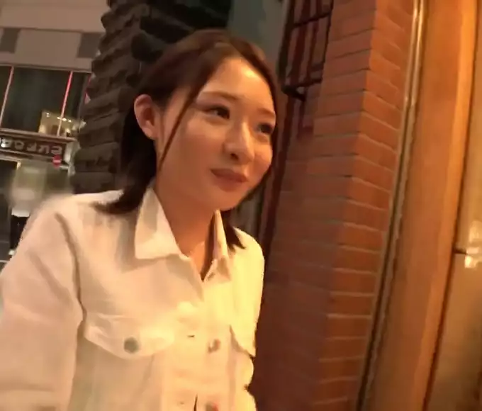 Welcome Mai-chan, the Sexually Insatiable Beauty! Enjoy Her Anal Licking and Deep Blowjob!