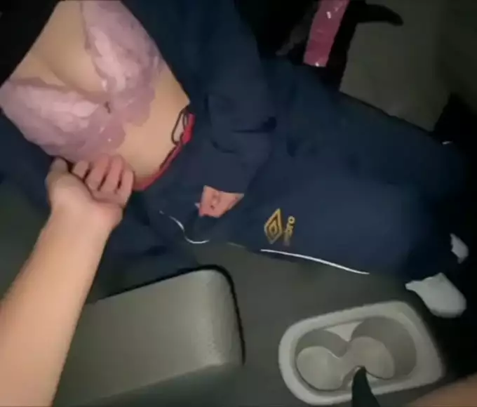 JAV Amateurs Get Freaky in a Car: Luscious Couple's Steamy Sex in the Dark!
