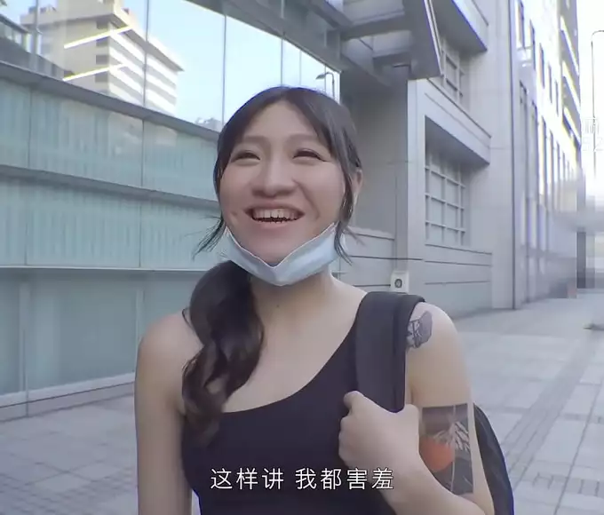 Luscious Lan Xiang Ting Seduces You On The Street In This Must-See Original Asia Porn Video!