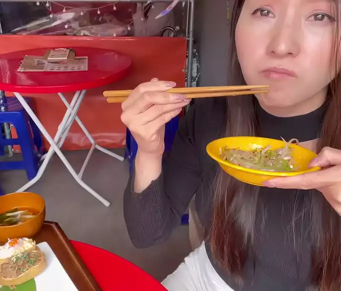 Jav Princess Bikes Around Tokyo And Tastes Spicy Korean Food In Shin-Okubo