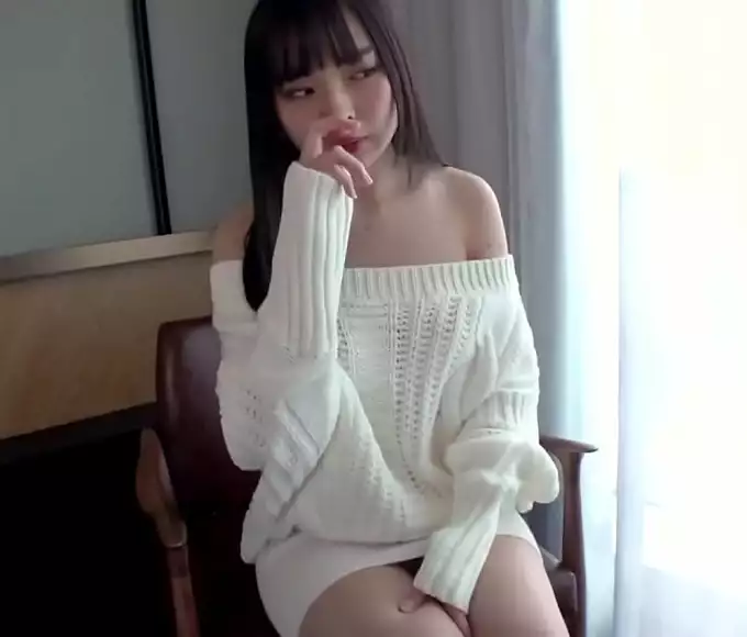 Japanese Virgin Explores Her Sexuality With Annie Writing