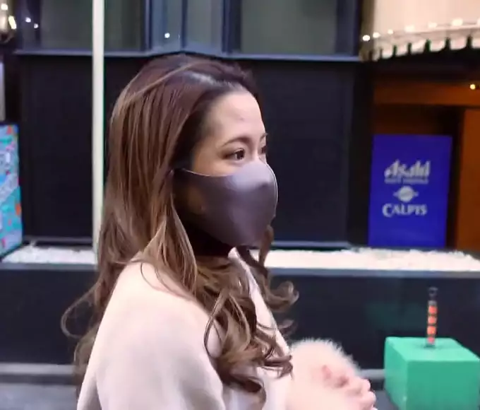 Naughty Naniwa Housewife Can't Resist Her Sexual Desires