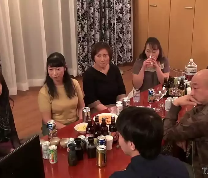Fifty And Fierce! Mature Divorcees Let Loose In Wild Orgy Night