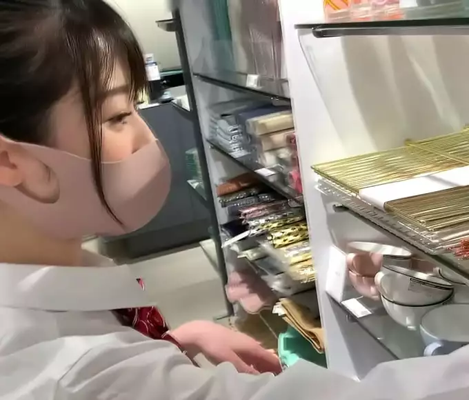 Japanese Petite And Cute Honor Student Jk With Squirting Handjob Action