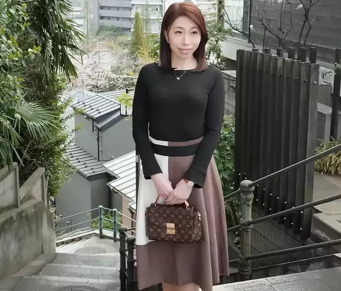 Sexy Japan - The Luscious Miharu Hisamatsu's Steamy Documentary