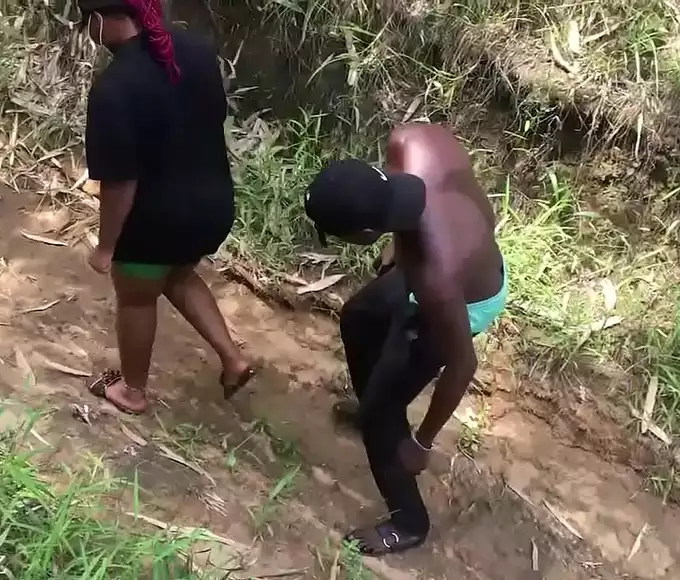 Jav Milf Enjoys Hot Sex In Africa After Surprising Bush Track Fuck